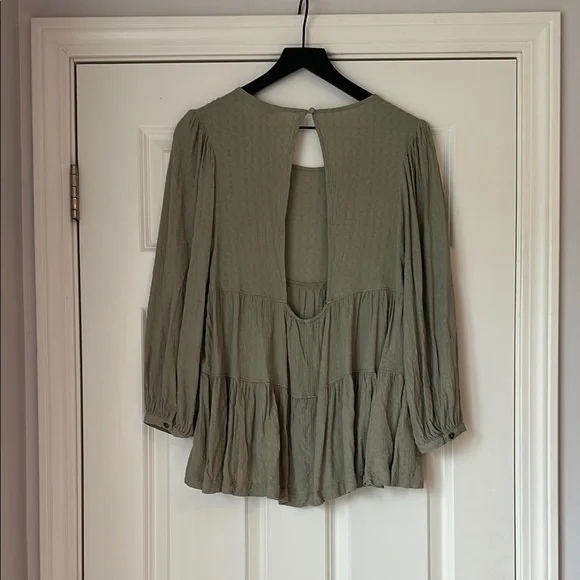 American Eagle Outfitters Sage Blouse - Picture 3 of 5